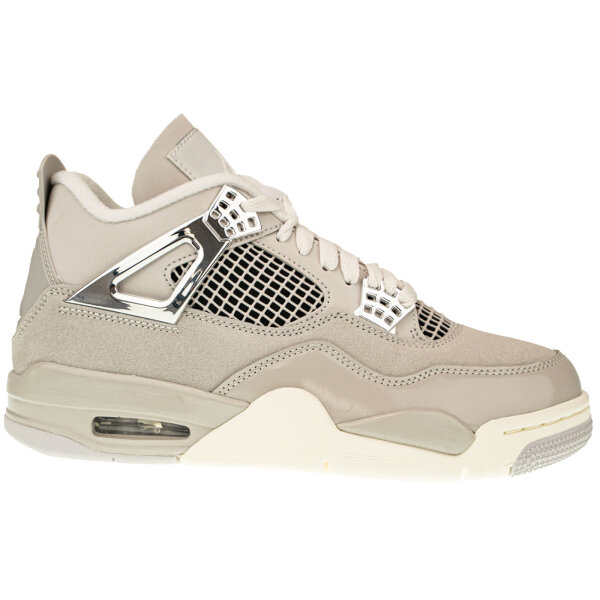 Air Jordan 4 Frozen Moments